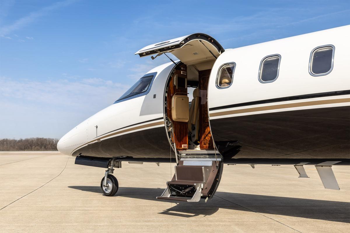 2003 Learjet 45 Photo 6