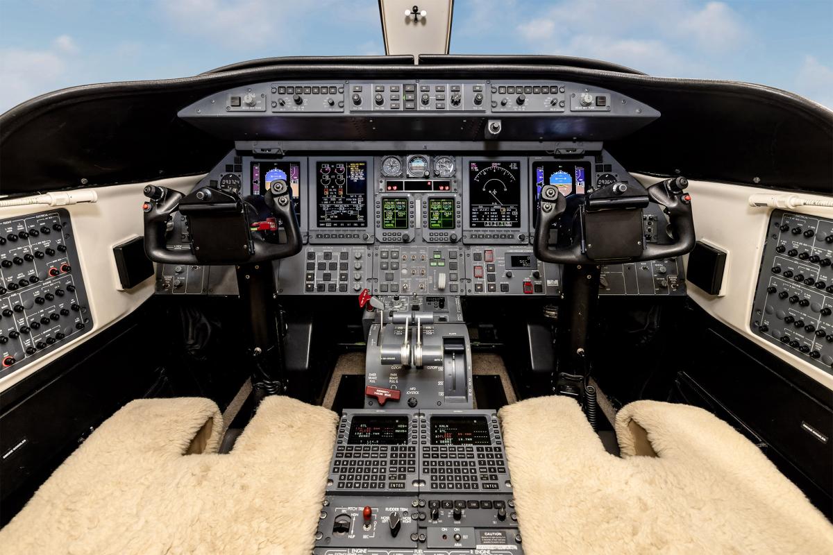 2003 Learjet 45 Photo 7