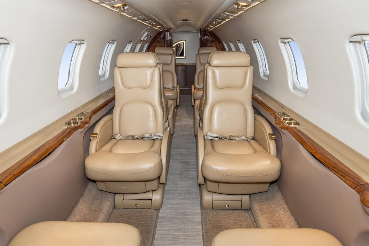 2003 Learjet 45 Photo 2