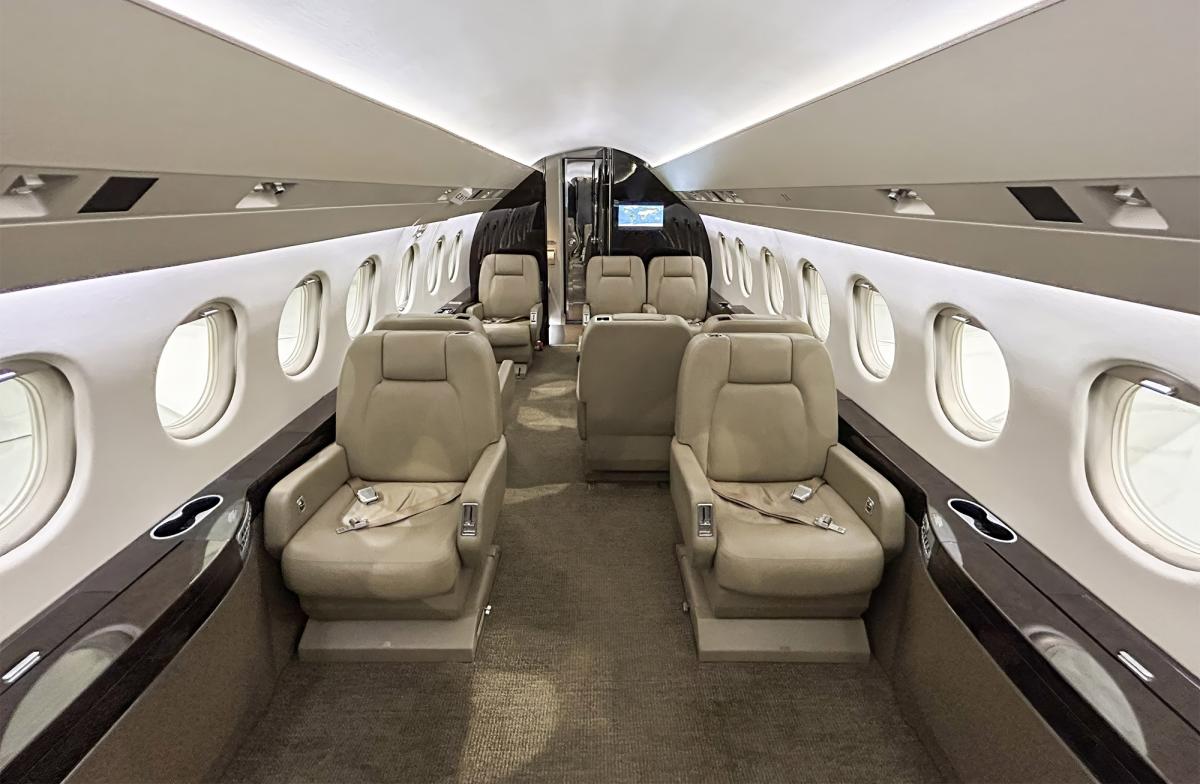 2002 Dassault Falcon 2000 Photo 4