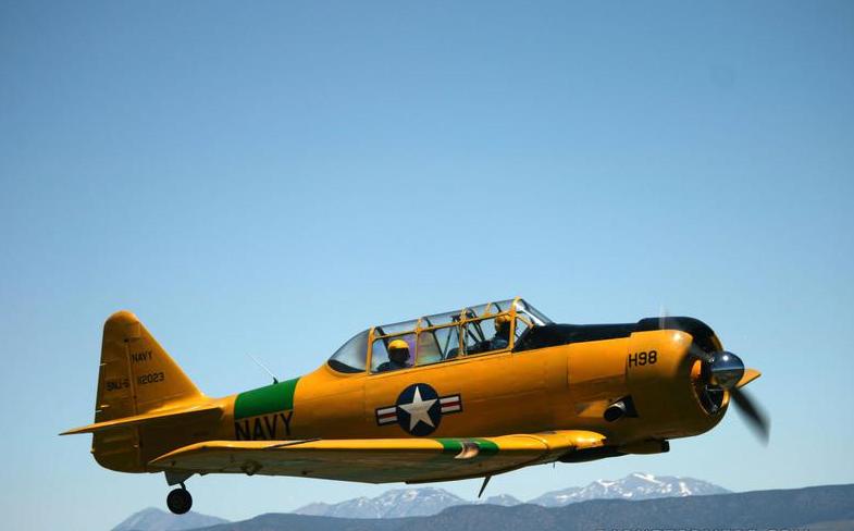 NORTH AMERICAN SNJ-6 Photo 2