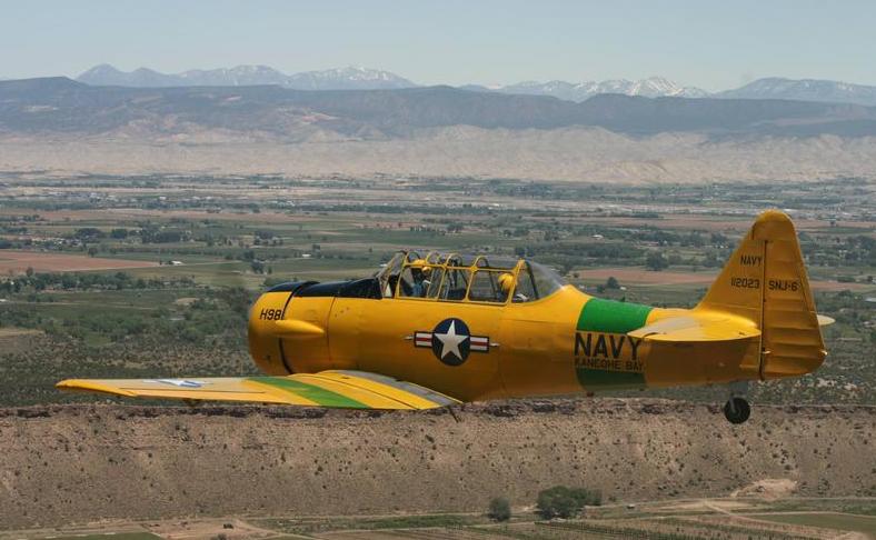 NORTH AMERICAN SNJ-6 Photo 3