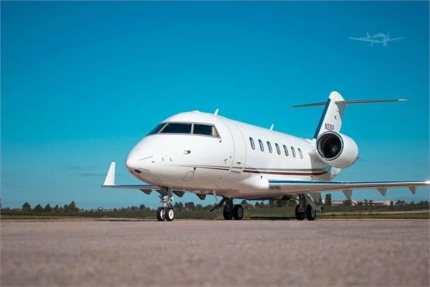 2017 BOMBARDIER CHALLENGER 650 Photo 4