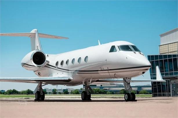 2014 GULFSTREAM G450 Photo 2