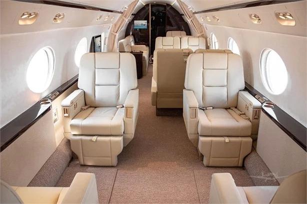 2014 GULFSTREAM G450 Photo 4