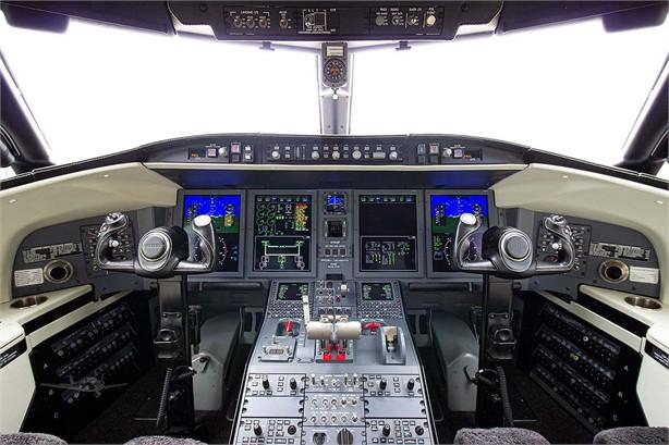 2017 BOMBARDIER CHALLENGER 650 Photo 4