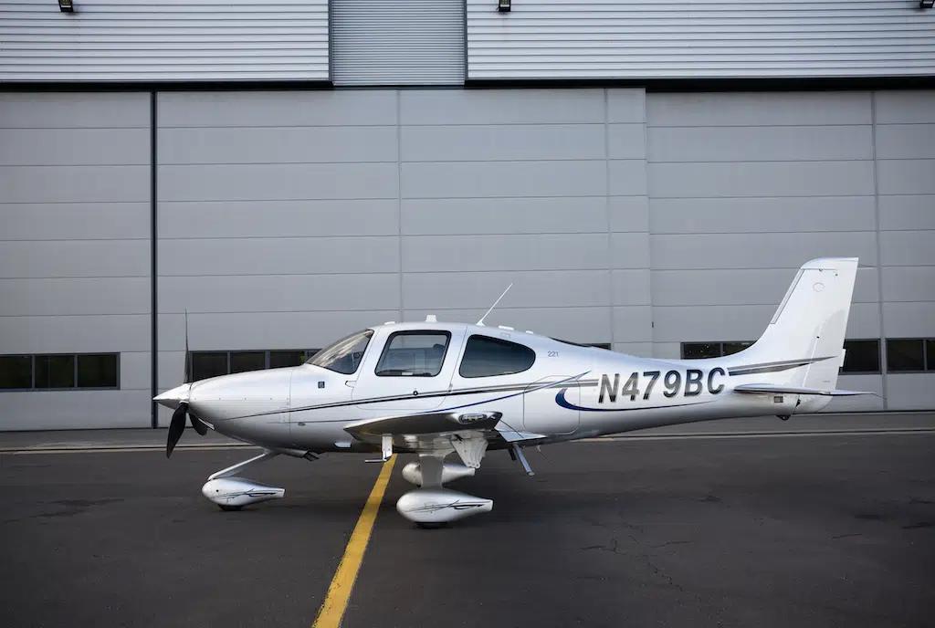 2015 Cirrus SR22T G5 GTS Photo 3