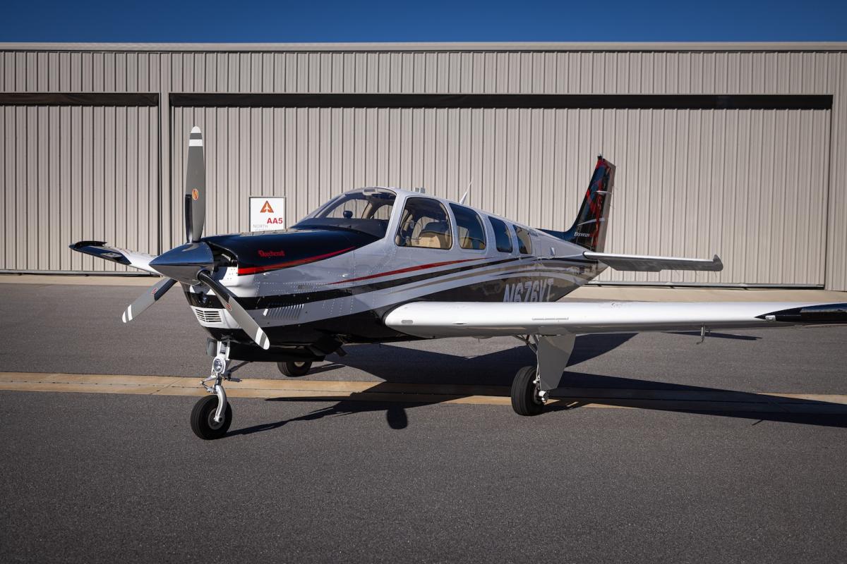 2014 Beechcraft Bonanza G36 Photo 2