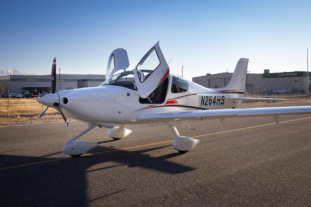 2023 Cirrus SR20 G6 Photo 2