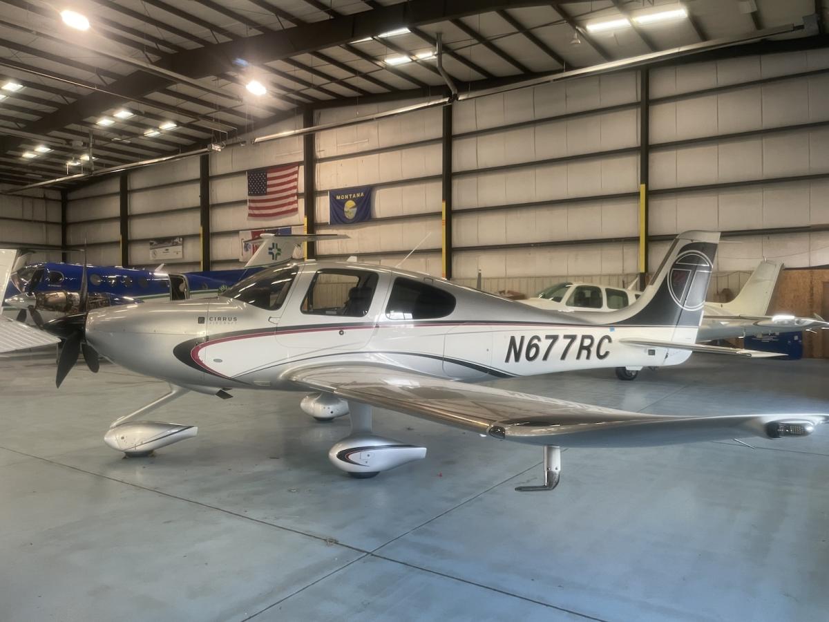 2013 Cirrus SR22T G5 GTS Photo 2