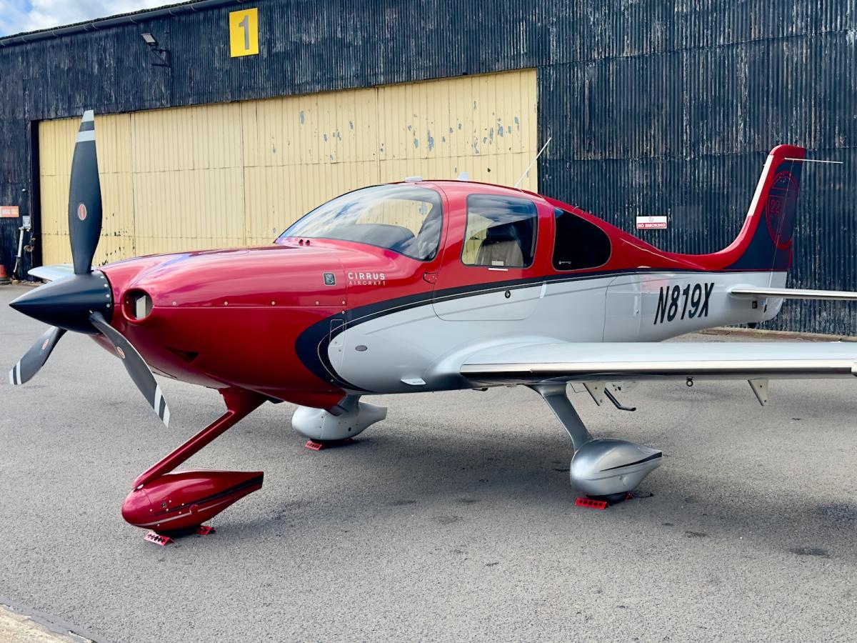 2012 Cirrus SR22T G3 GTS Photo 2