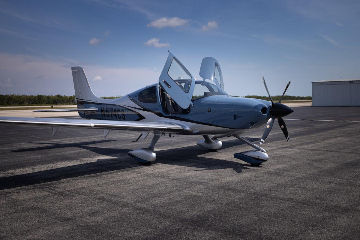 2024 Cirrus SR22T G7 GTS Photo 2