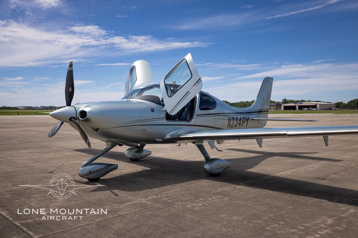 2019 Cirrus SR22T G6 GTS Photo 2