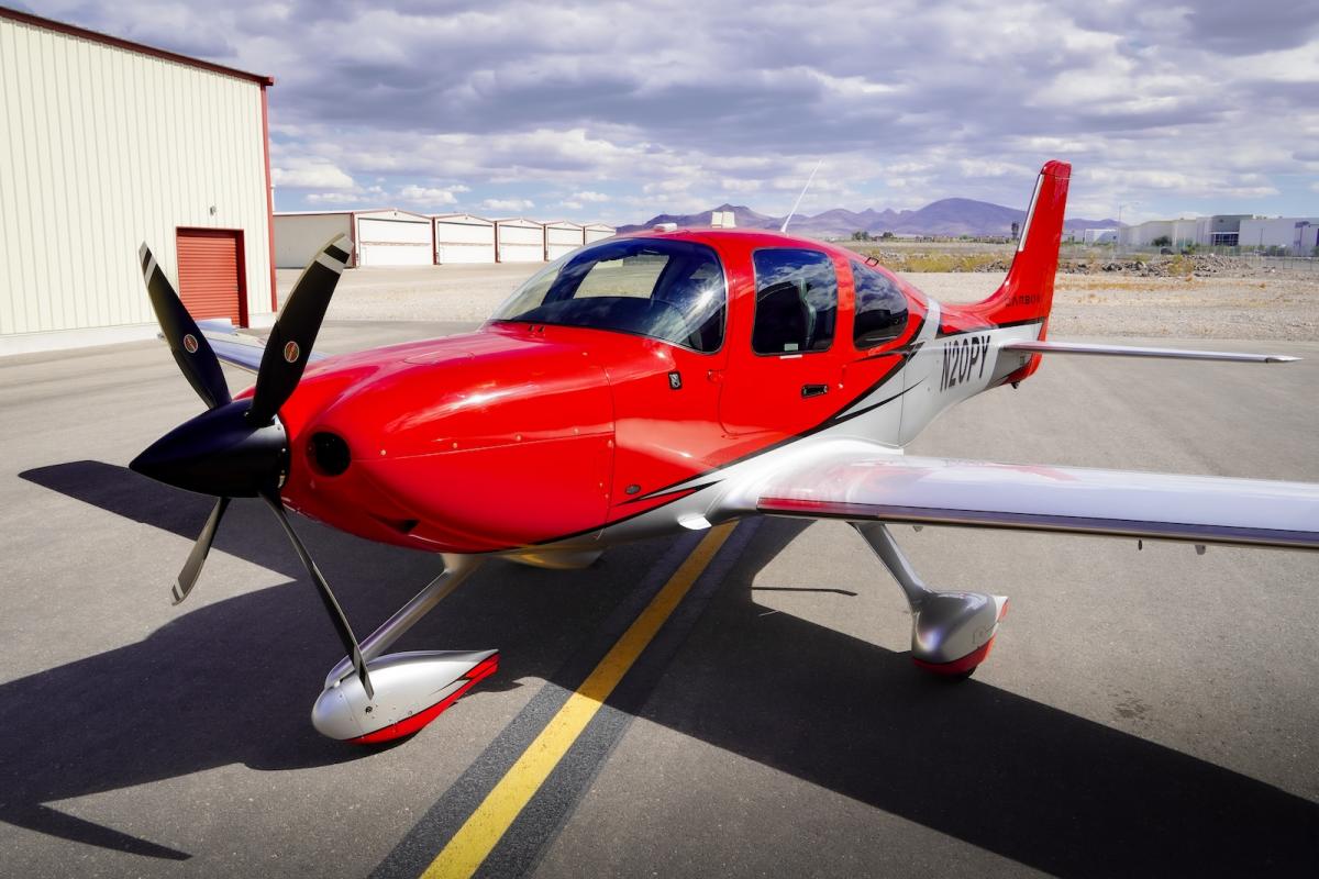 2021 Cirrus SR22T G6 GTS Photo 2