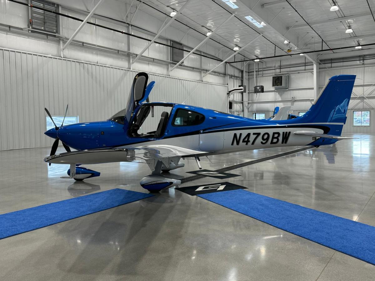2024 Cirrus SR22T G7 GTS Photo 2