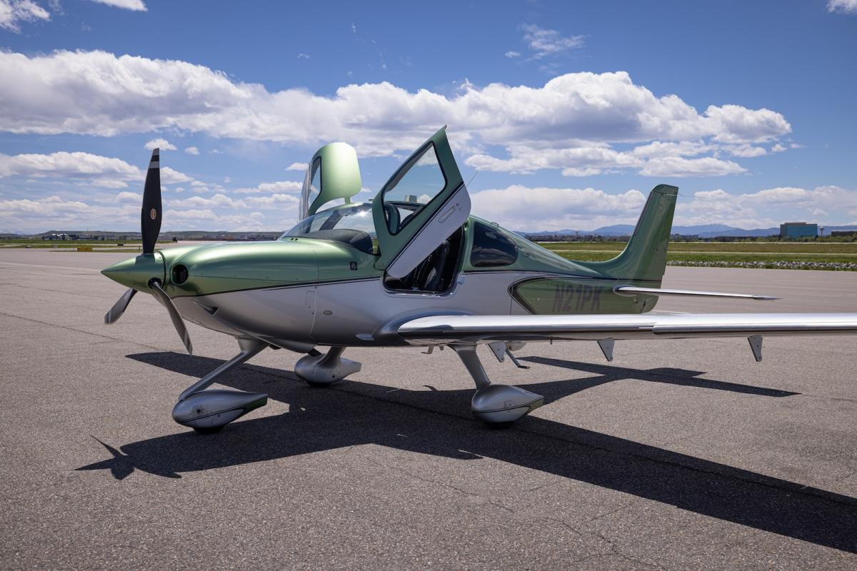 2020 Cirrus SR22T G6 GTS Photo 2