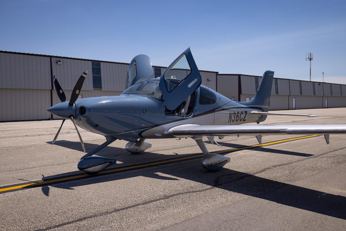 2024 Cirrus SR22T G7 GTS Photo 2
