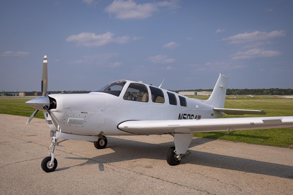 2015 Beechcraft G36 Bonanza Photo 2