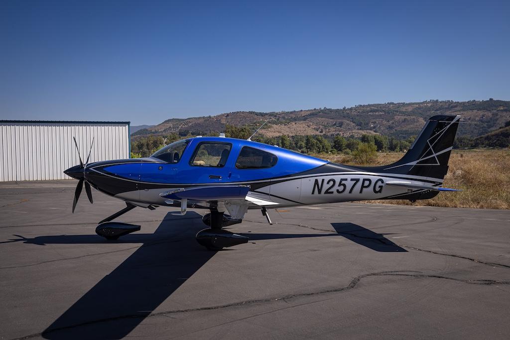 2021 Cirrus SR22T G6 GTS Photo 2