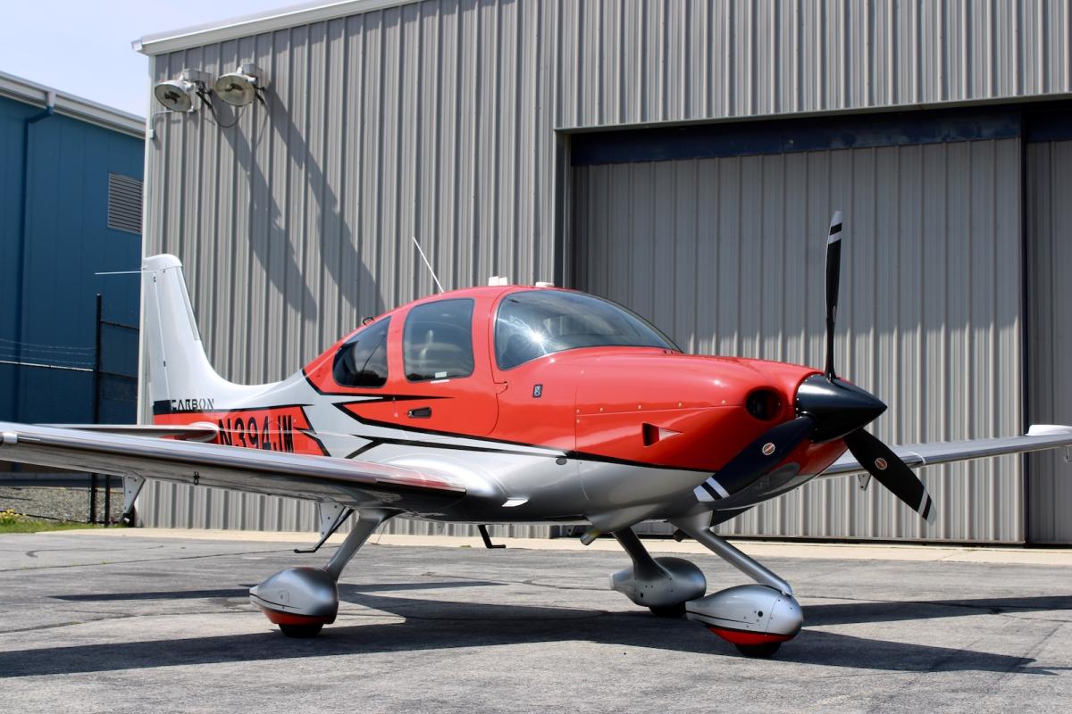 2019 Cirrus SR22 G6 GTS Photo 2