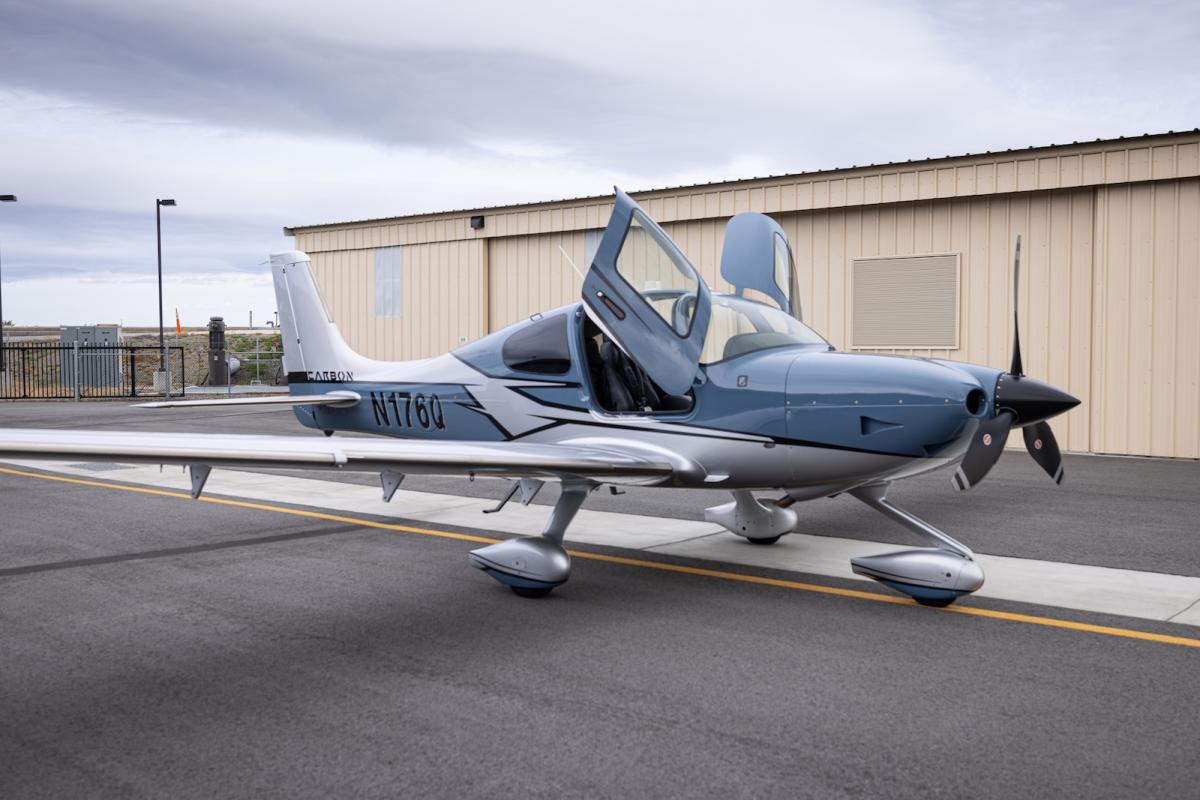 2019 Cirrus SR22T G6 GTS Photo 2