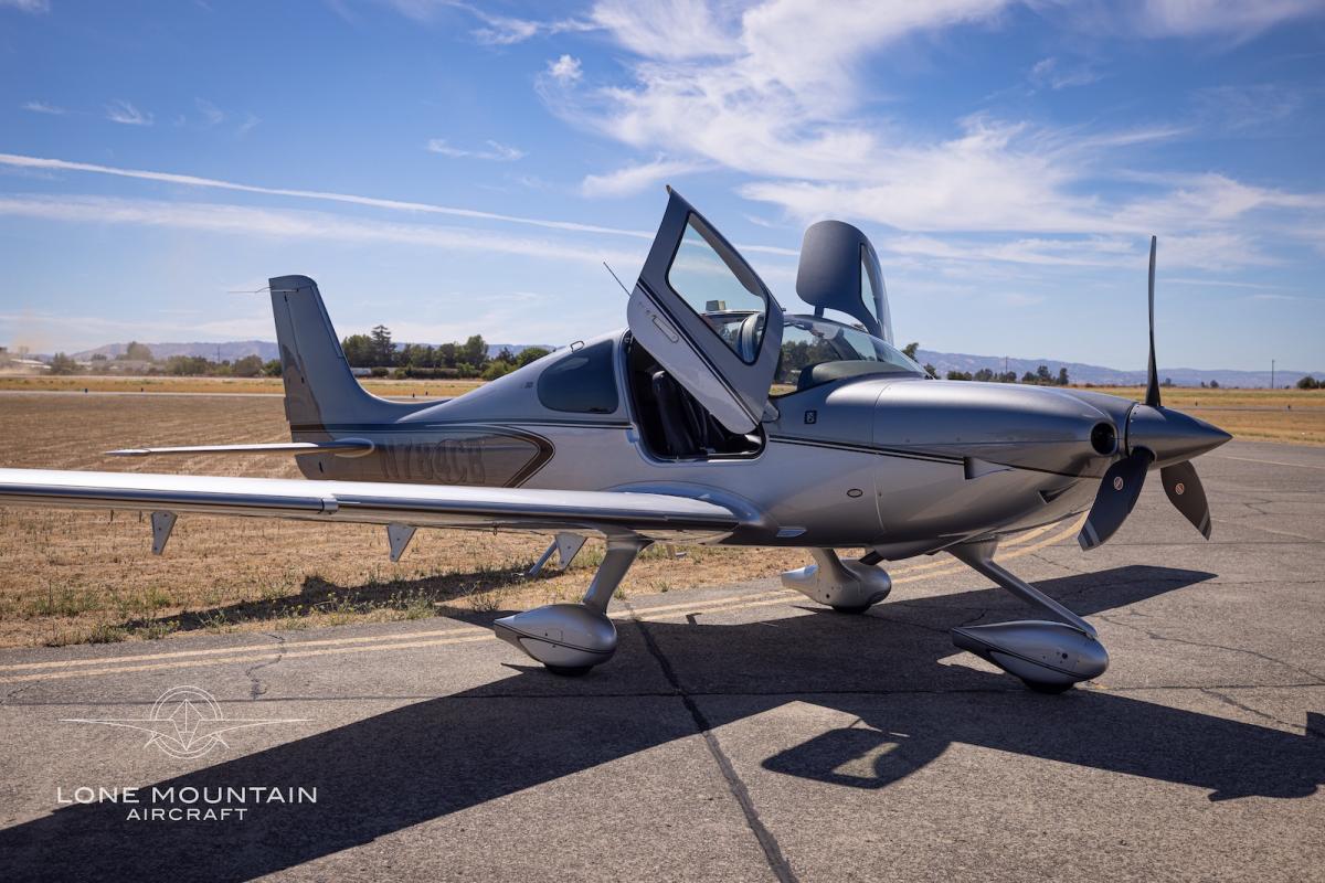 2023 Cirrus SR22T G6 GTS Photo 2