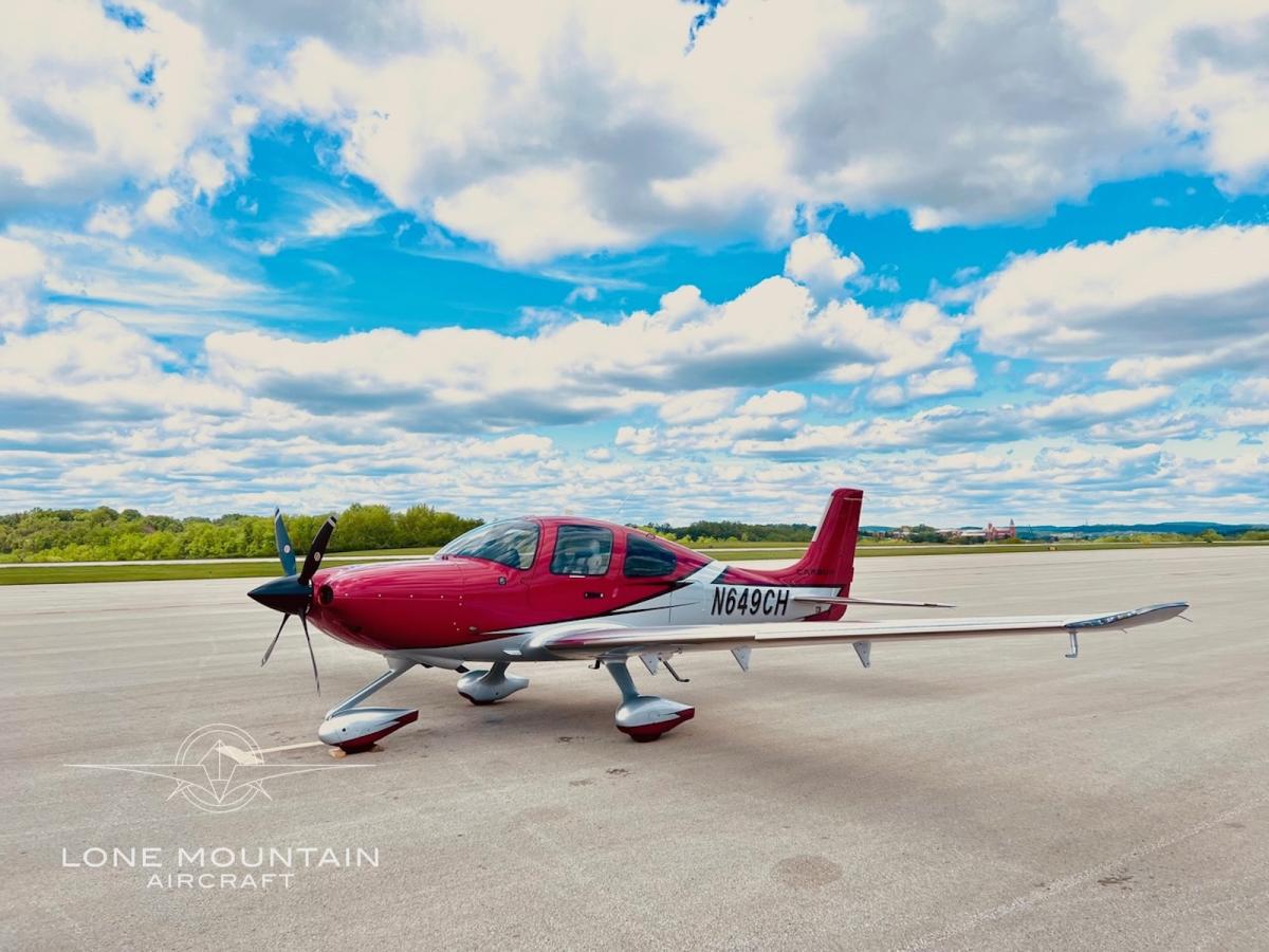 2023 Cirrus SR22T G6 GTS Photo 2