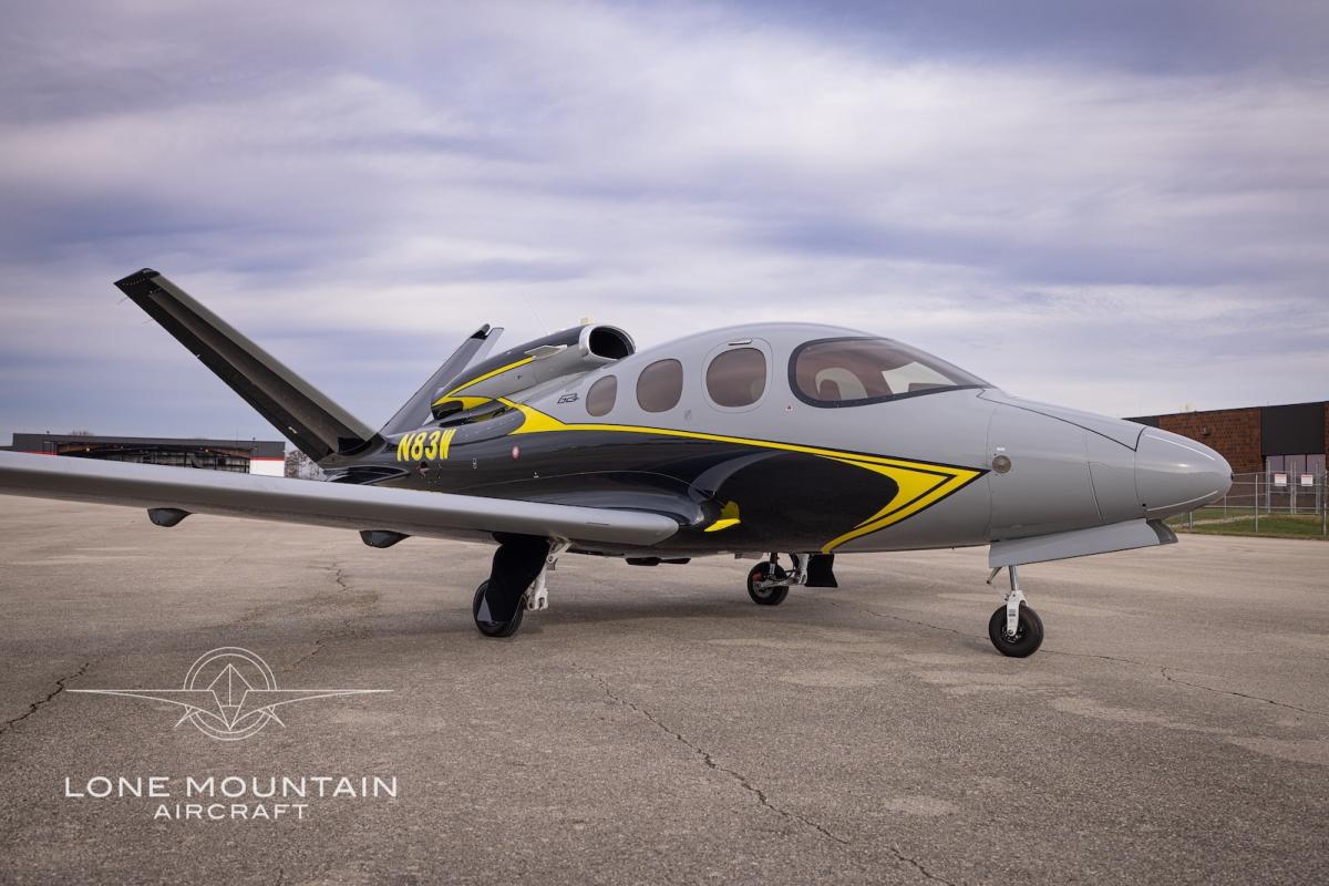 2022 Cirrus SF50 G2+ Vision Jet Photo 2