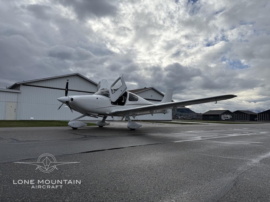 2012 Cirrus SR20 G3 Photo 2
