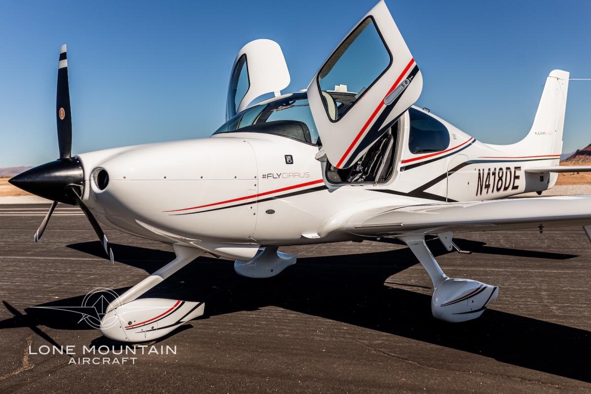 2019 Cirrus SR20 G6 Photo 2