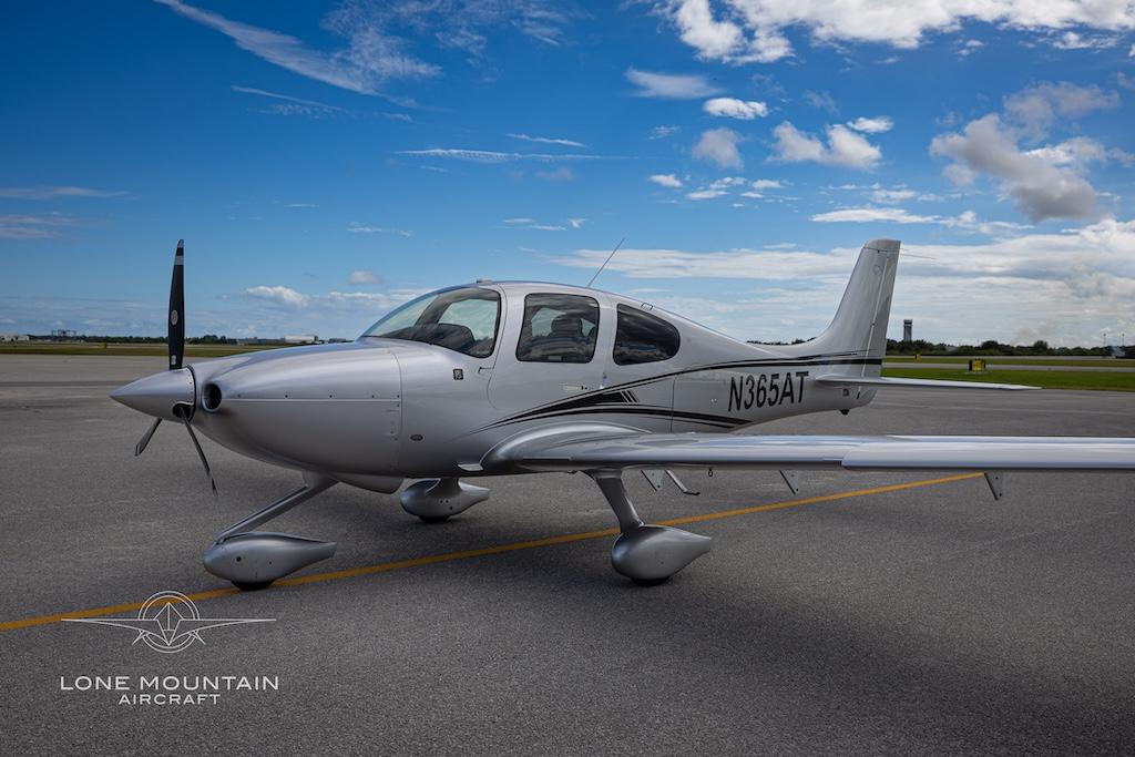 2023 Cirrus SR20 G6 Photo 2