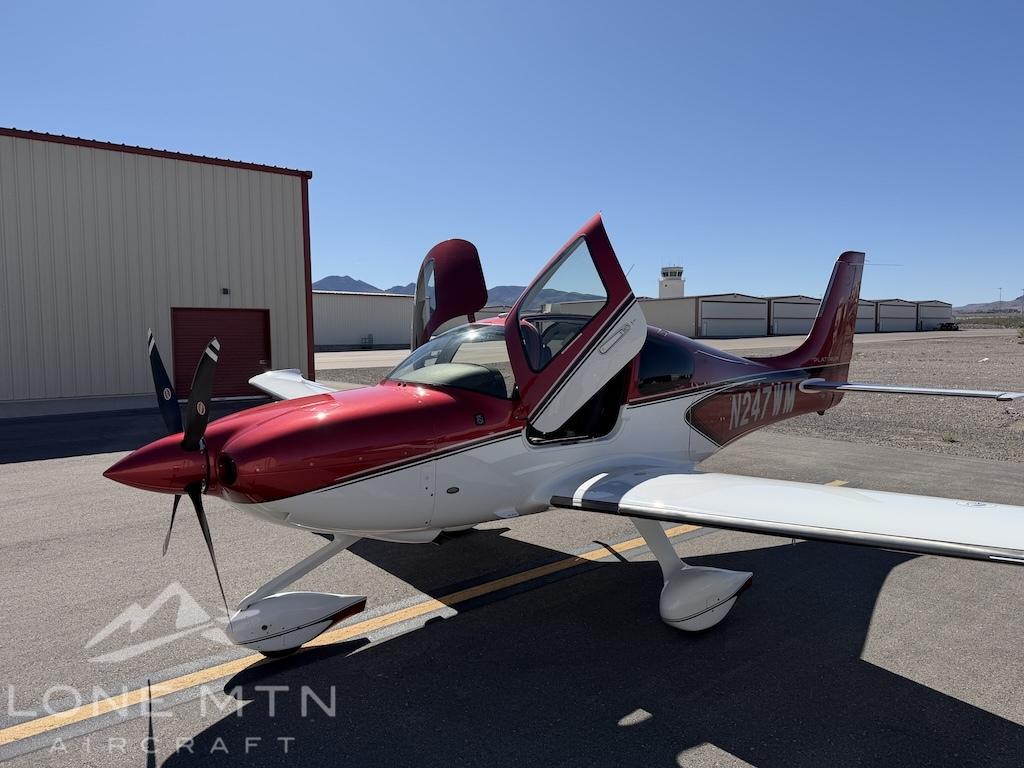2022 Cirrus SR22T G6 GTS Photo 2