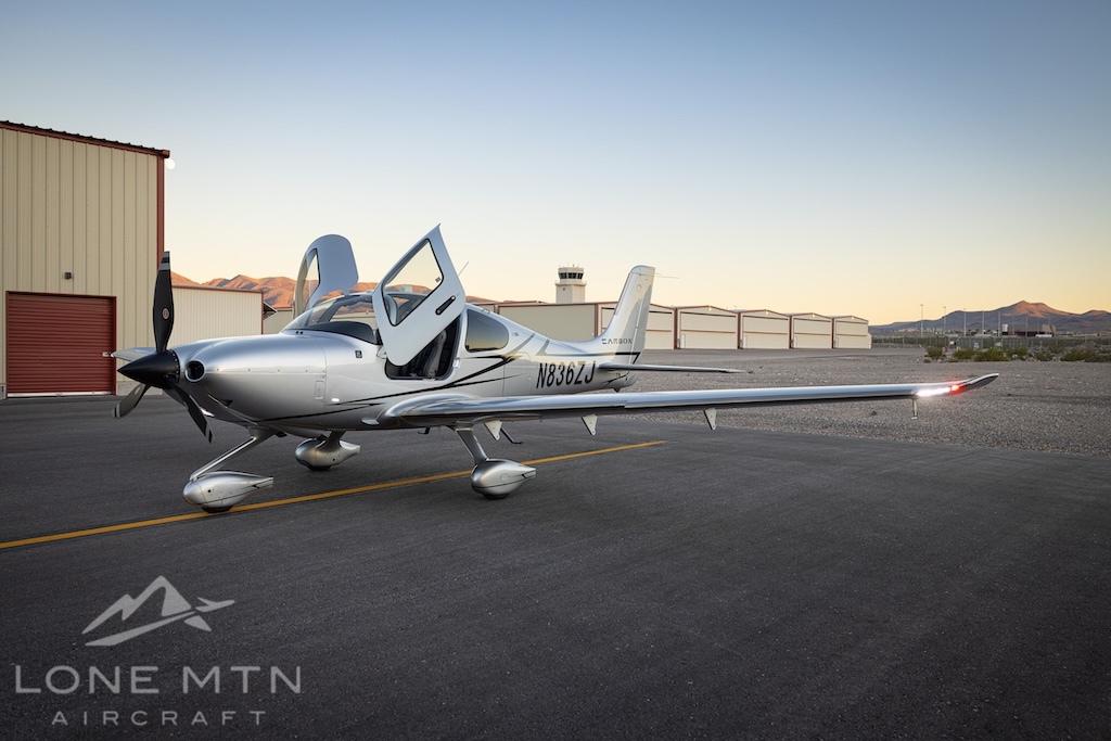 2023 Cirrus SR22T G6 GTS Photo 2
