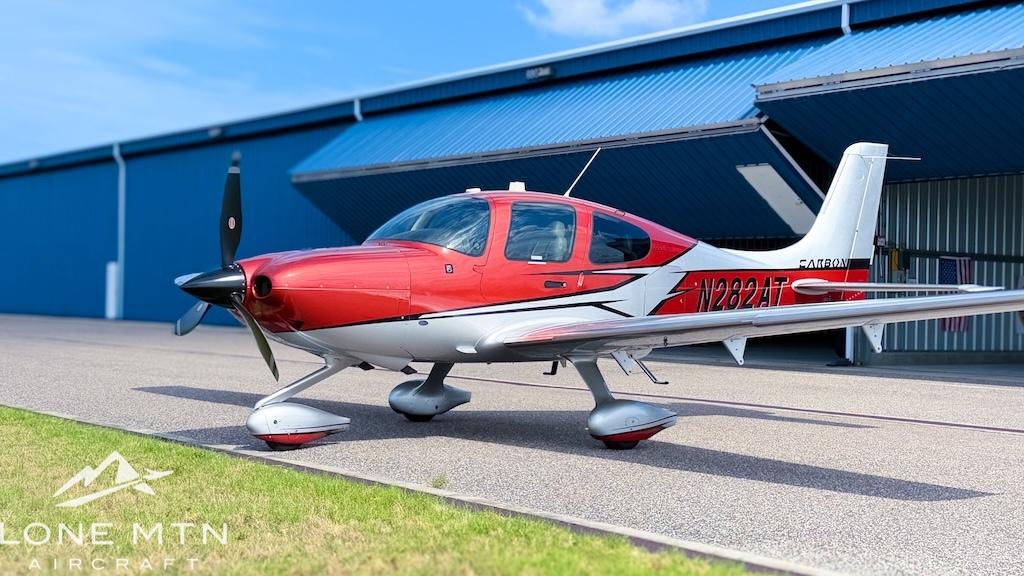 2019 Cirrus SR22T G6 GTS Photo 2