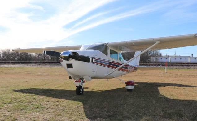 Cessna 182E Photo 5