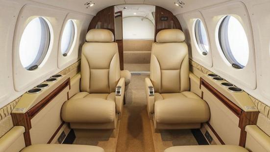 2000 Beech King Air B200 Photo 3