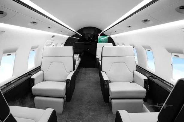 2003 BOMBARDIER CHALLENGER 604 Photo 4