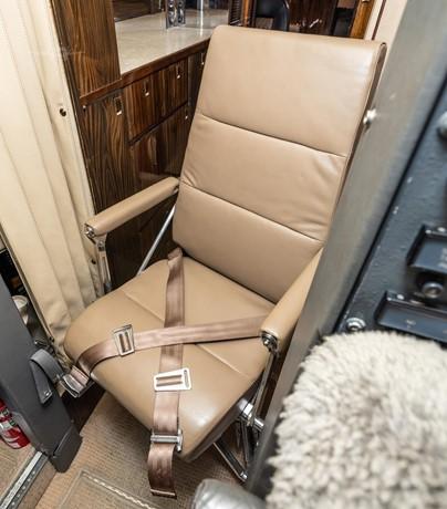 BOMBARDIER CHALLENGER 601-1A Photo 6