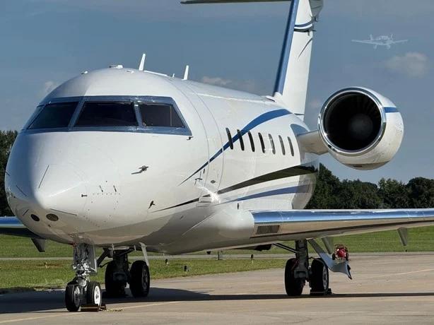 2001 BOMBARDIER CHALLENGER 604 Photo 3
