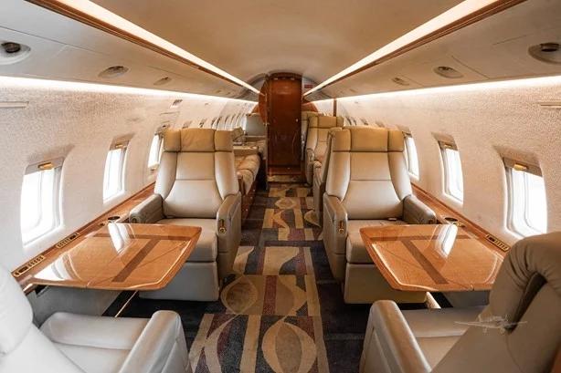 2001 BOMBARDIER CHALLENGER 604 Photo 5
