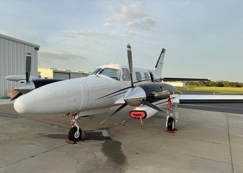 Piper Cheyenne II PA-31T Photo 2