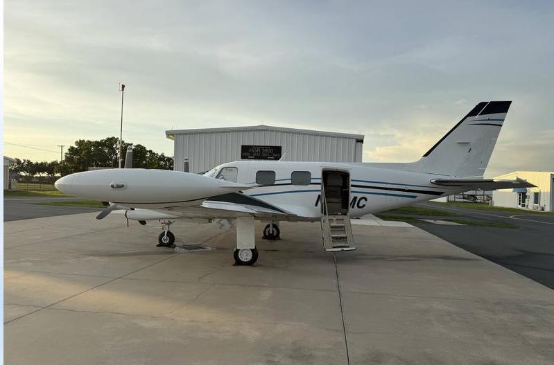 Piper Cheyenne II PA-31T Photo 3