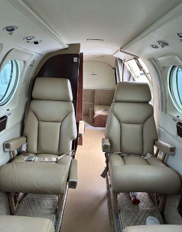 1990 BEECHCRAFT KING AIR C90A Photo 2