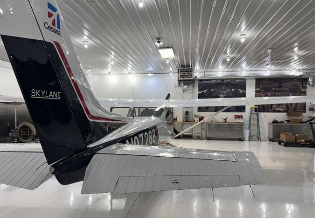 1979 CESSNA 182Q SKYLANE Photo 4