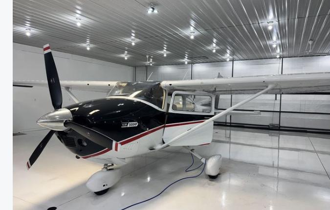 1979 CESSNA 182Q SKYLANE Photo 2