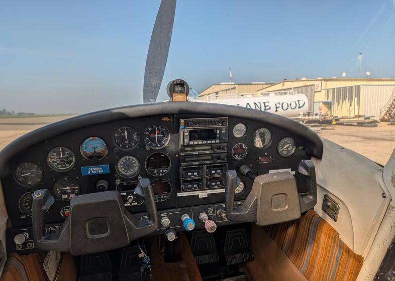 1959 Cessna 172 Photo 4