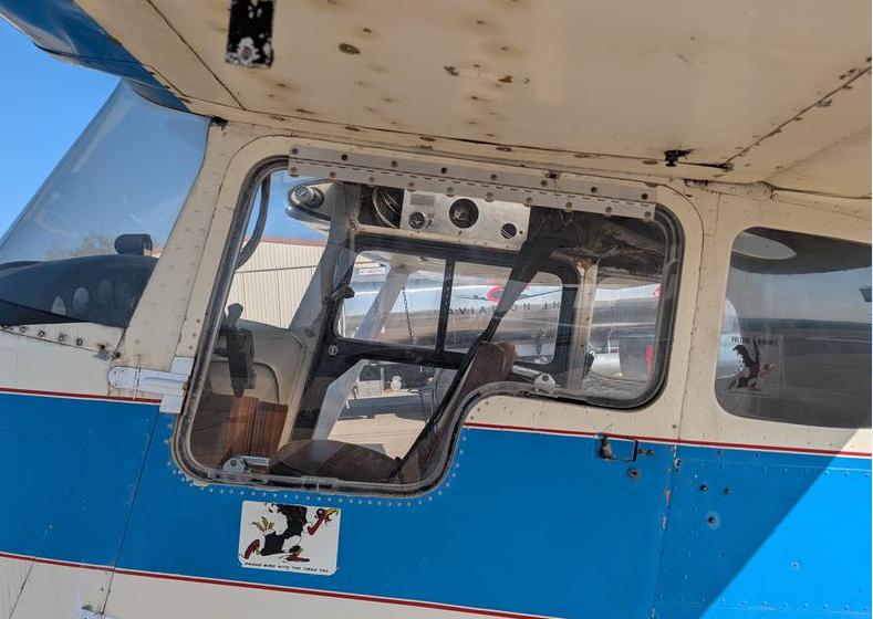 1959 Cessna 172 Photo 5