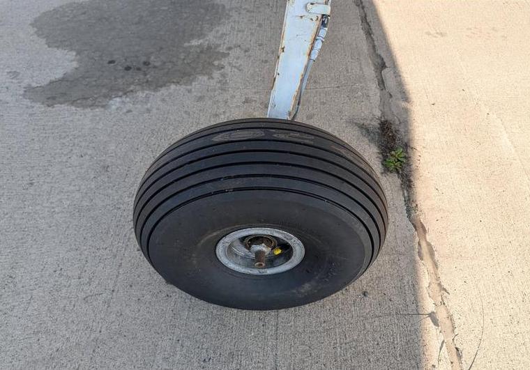 1959 Cessna 172 Photo 2