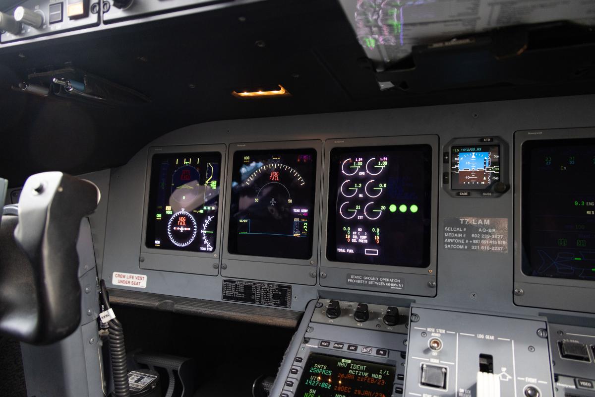 2009 Bombardier Global 5000 Photo 2
