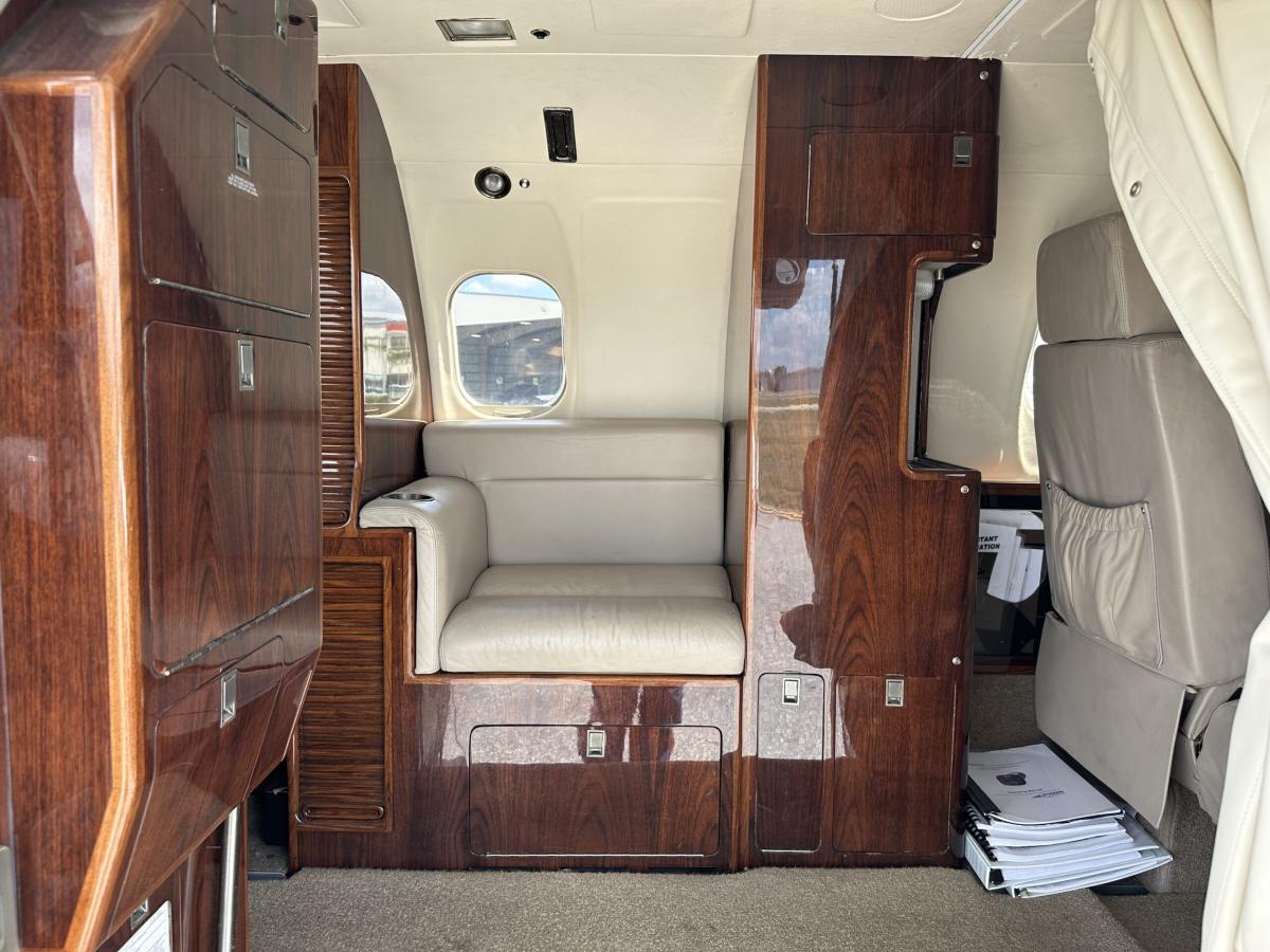 1979 Learjet 25D Photo 6